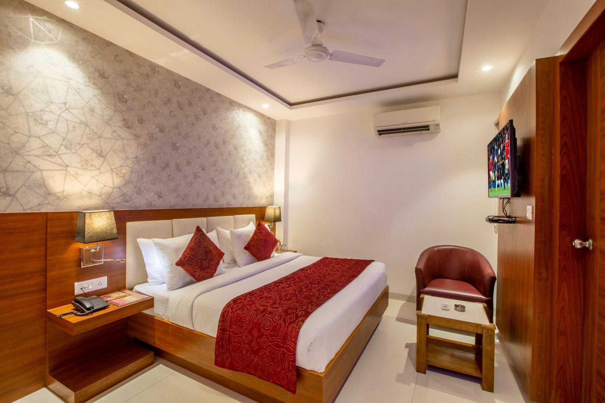 Hotel Arch Suites - Near Aerocity Neu-Delhi Exterior foto